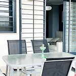La Terrace Lägenhet *
